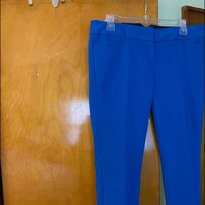 Royal blue pants with cuffs it’s ankle. Waist 35
